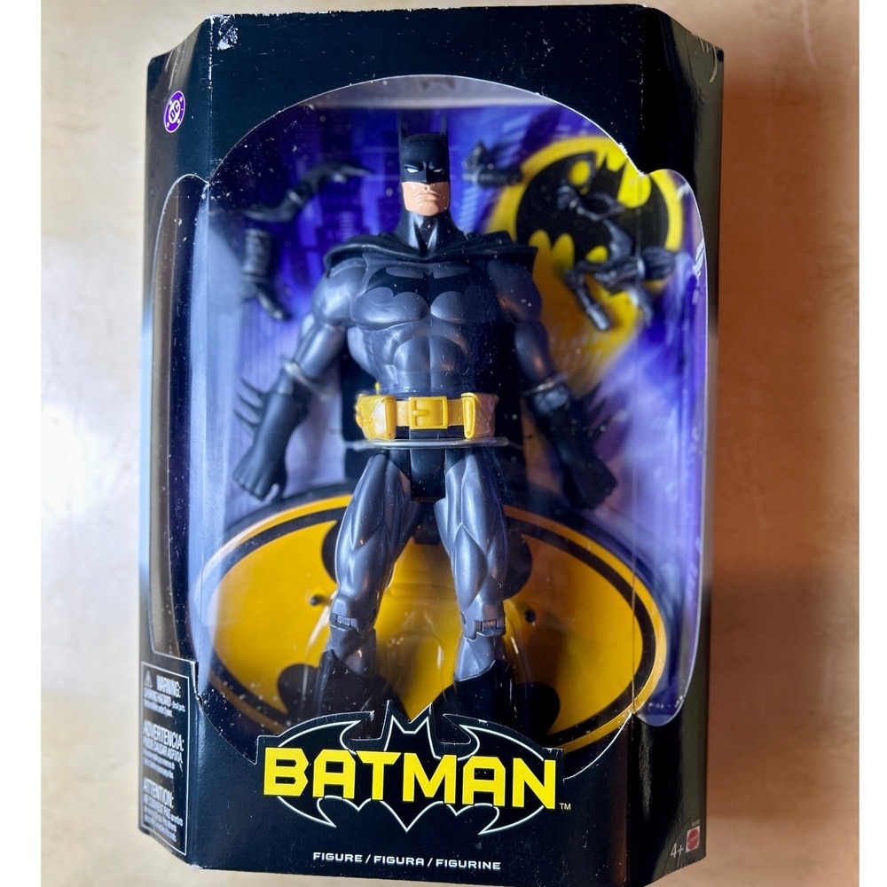 Mattel Batman Action Figure Male 6 Inch Gray Black 2003 B4945 Utility Belt